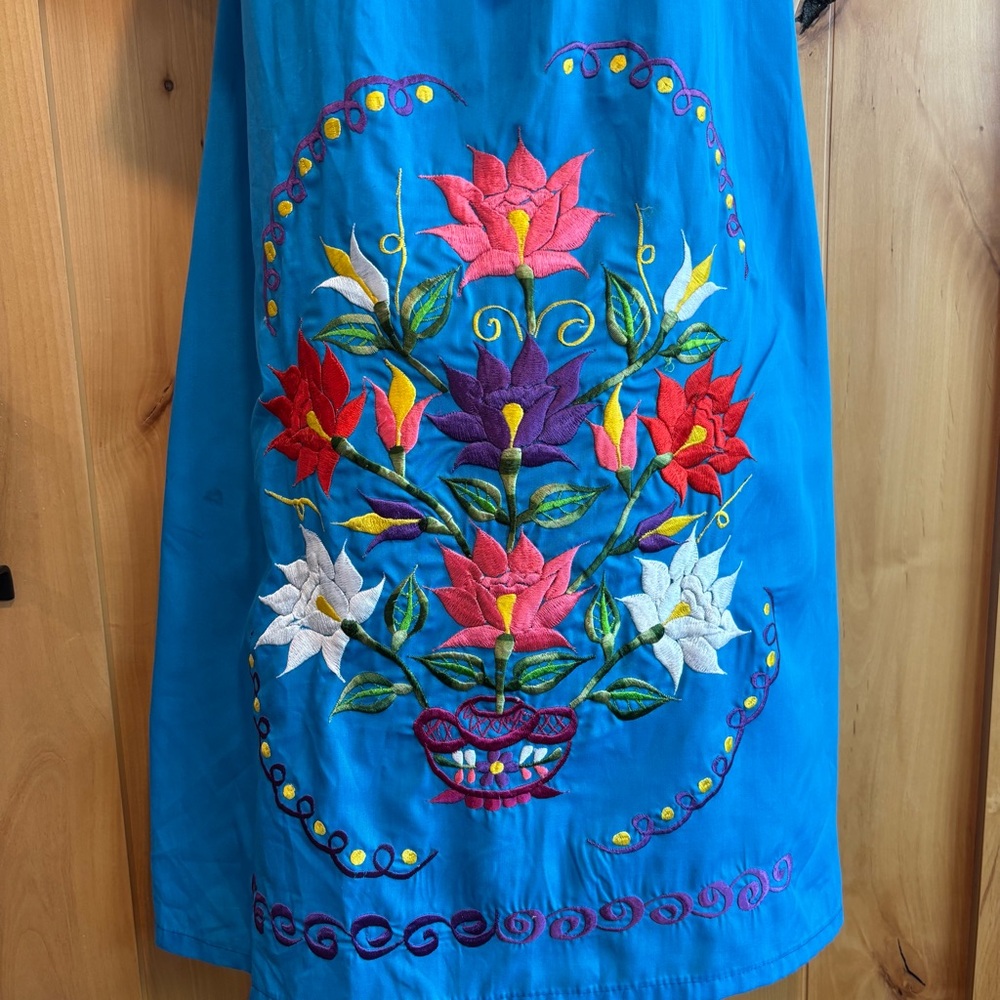 Colorful Embroidered Dress - Picture 4 of 10